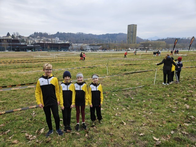 Läuferriege Neuenkirch am Lozärner Cross 2024